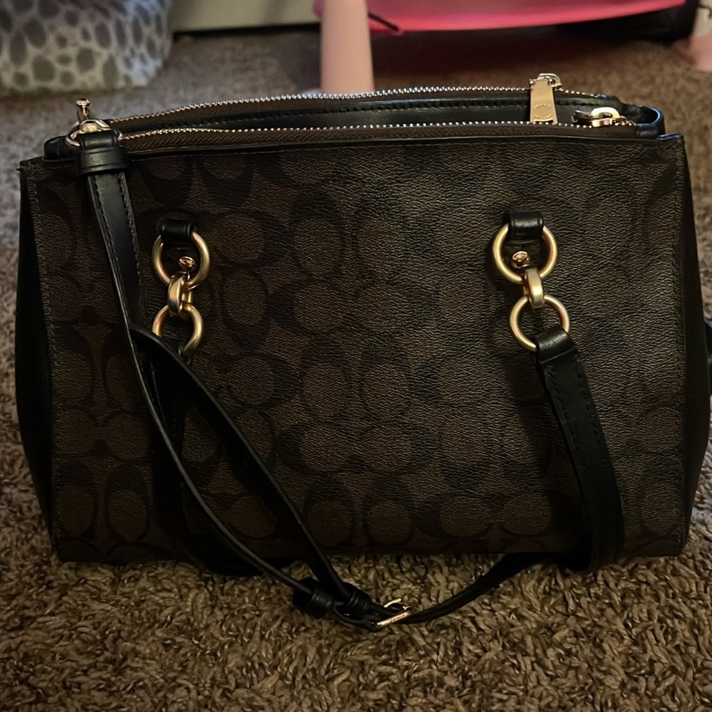 Authentic Coach Purse - Picture 2 of 5
